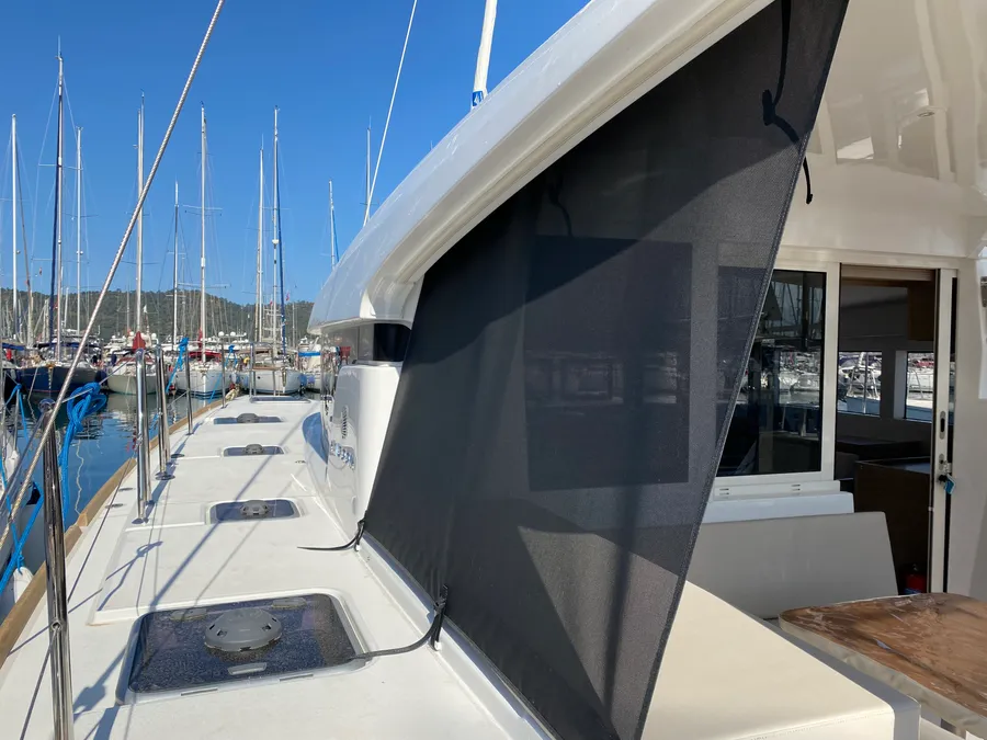 VY350003 Beneteau Lagoon 40